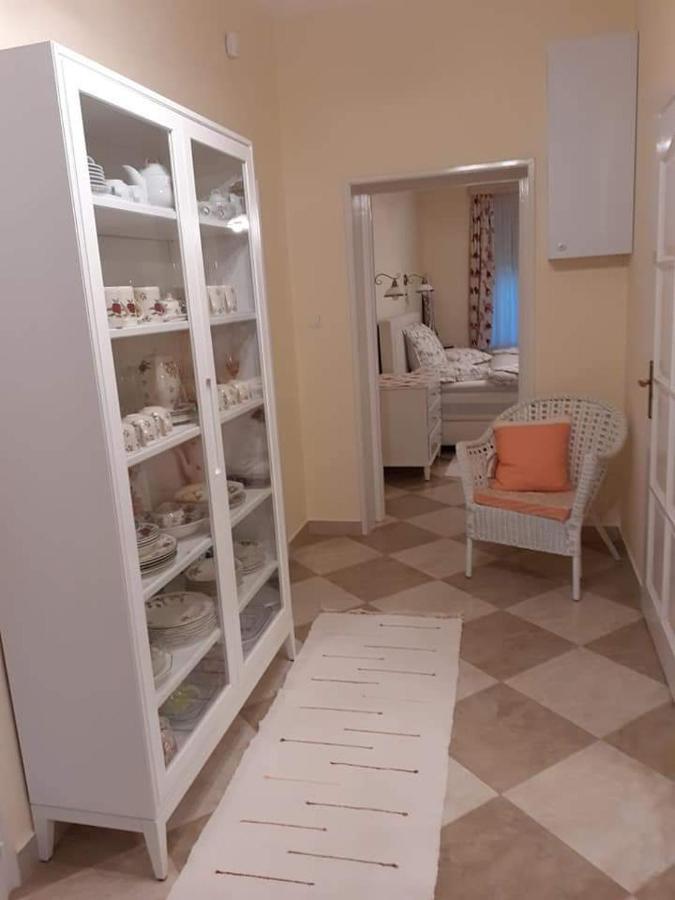 Aranyoshaz-Vendeghaz Apartment Budapest Exterior photo